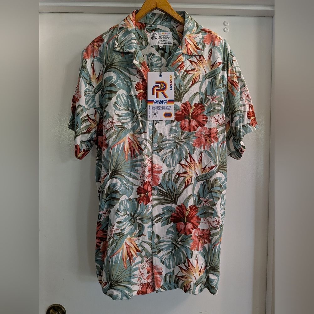 Refinery Republic Men's Button Up Floral Print Hawaiian Short Sleeve Shirt Large
